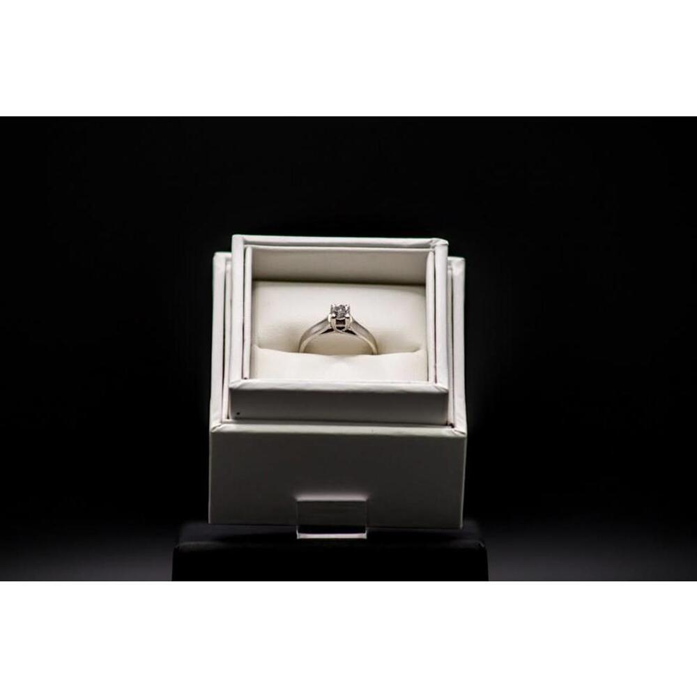 Sleek 14KT Solitaire Diamond Ring White Gold